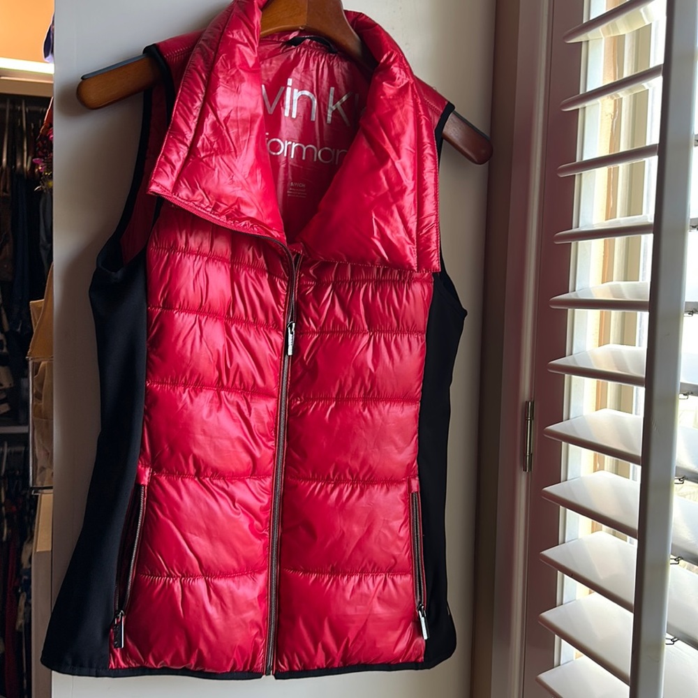 CALVIN KLEIN PERFORMANCE VEST